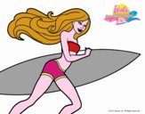 Barbie corre al agua