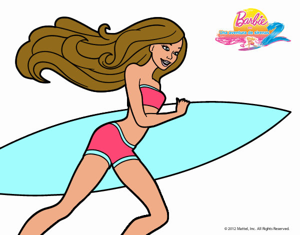 Barbie corre al agua