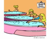 Barbie y sus amigas en el jacuzzi