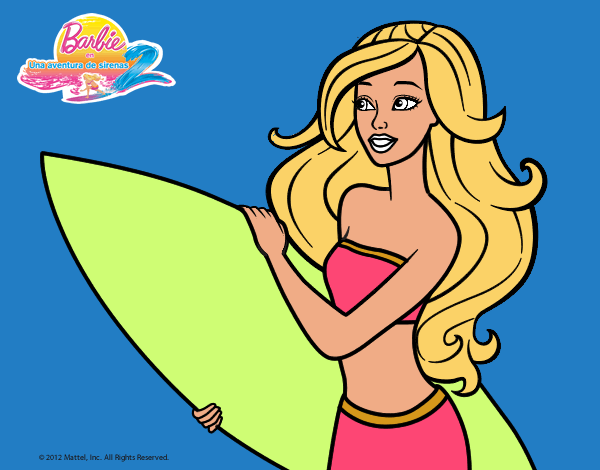 Barbie va a surfear