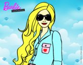 Barbie con gafas de sol