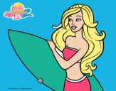 Barbie va a surfear