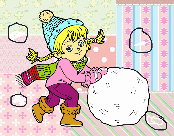 Niña con gran bola de nieve