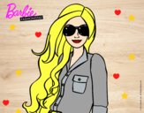 Barbie con gafas de sol