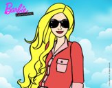 Barbie con gafas de sol