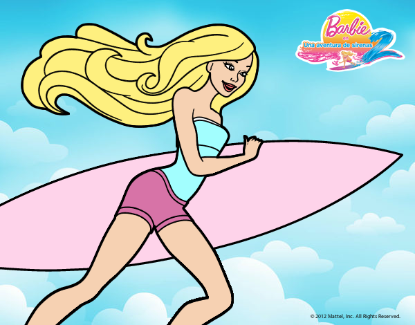 Barbie corre al agua