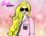 Barbie con gafas de sol