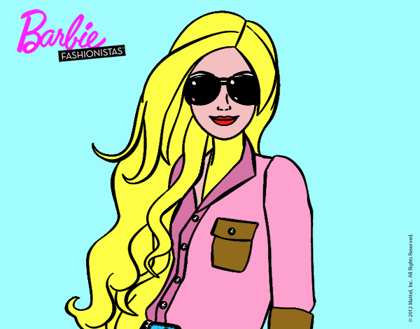 Barbie con gafas de sol