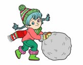 Niña con gran bola de nieve