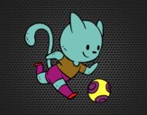 Gato jugando a fútbol