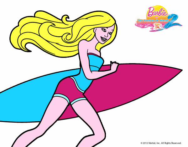 Barbie corre al agua