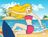 Barbie surfeando