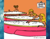 Barbie y sus amigas en el jacuzzi