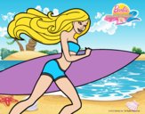 Barbie corre al agua