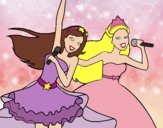 Barbie y la princesa cantando