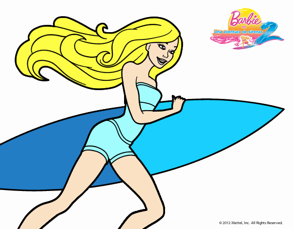 Barbie corre al agua