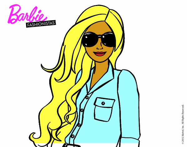 Barbie con gafas de sol