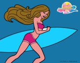 Barbie corre al agua