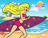 Barbie corre al agua