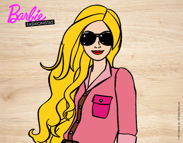 Barbie con gafas de sol