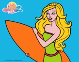 Barbie va a surfear