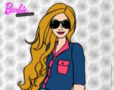 Barbie con gafas de sol