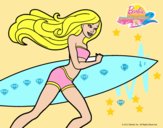 Barbie corre al agua