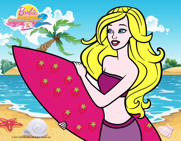 Barbie sorfea en la playa 