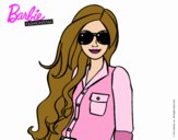 Barbie con gafas de sol