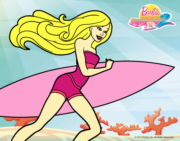 Barbie corre al agua