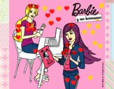 Barbie y su hermana merendando