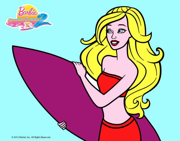 Barbie va a surfear