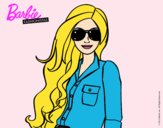 Barbie con gafas de sol