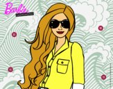 Barbie con gafas de sol