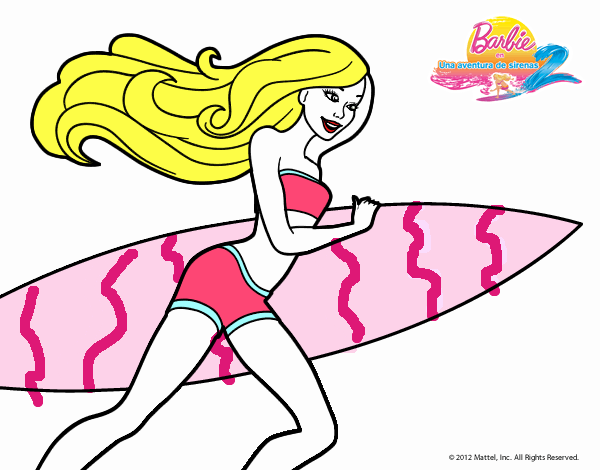 Barbie corre al agua