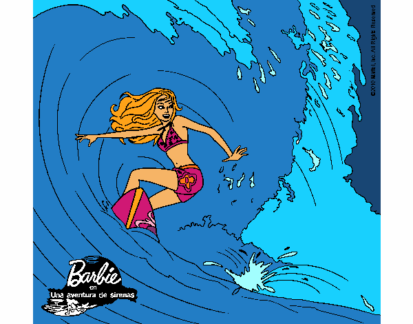 Barbie practicando surf