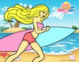 Barbie corre al agua