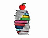 Libros y manzana