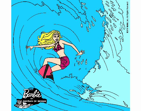 Barbie practicando surf