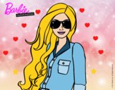 Barbie con gafas de sol