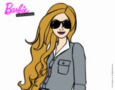 Barbie con gafas de sol