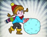 Niña con gran bola de nieve