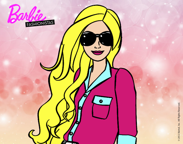 Barbie con gafas de sol 