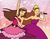 Barbie y la princesa cantando