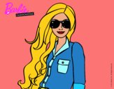 Barbie con gafas de sol