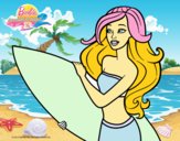 Barbie va a surfear