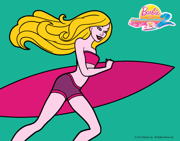 Barbie corre al agua