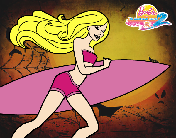 Barbie corre al agua