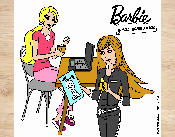 Barbie y su hermana merendando