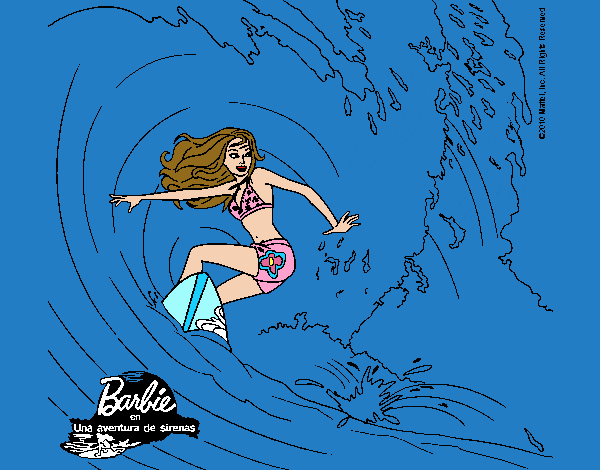 Barbie practicando surf